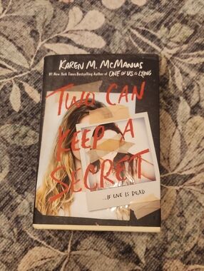 Karen M. McManus "Two Can Keep a Secret" Paperback - Black, Red, Cream